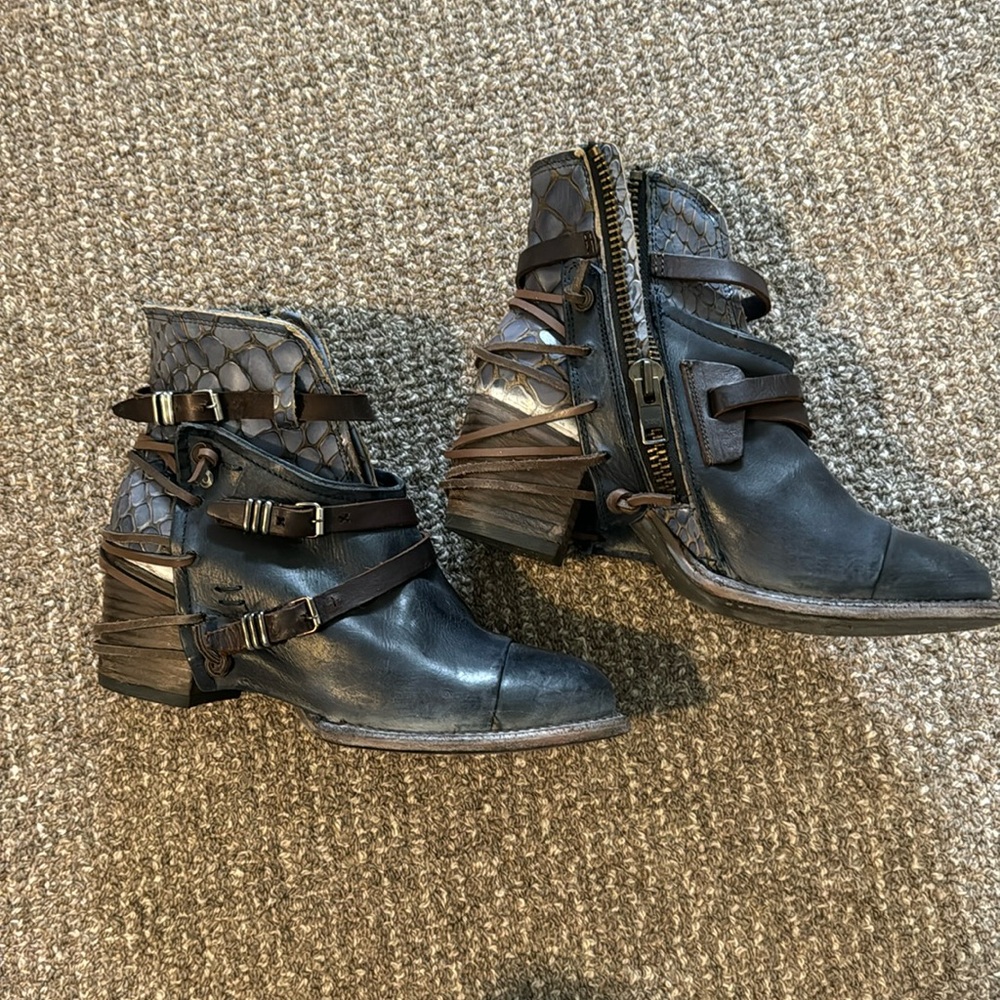 Freebirds Boots